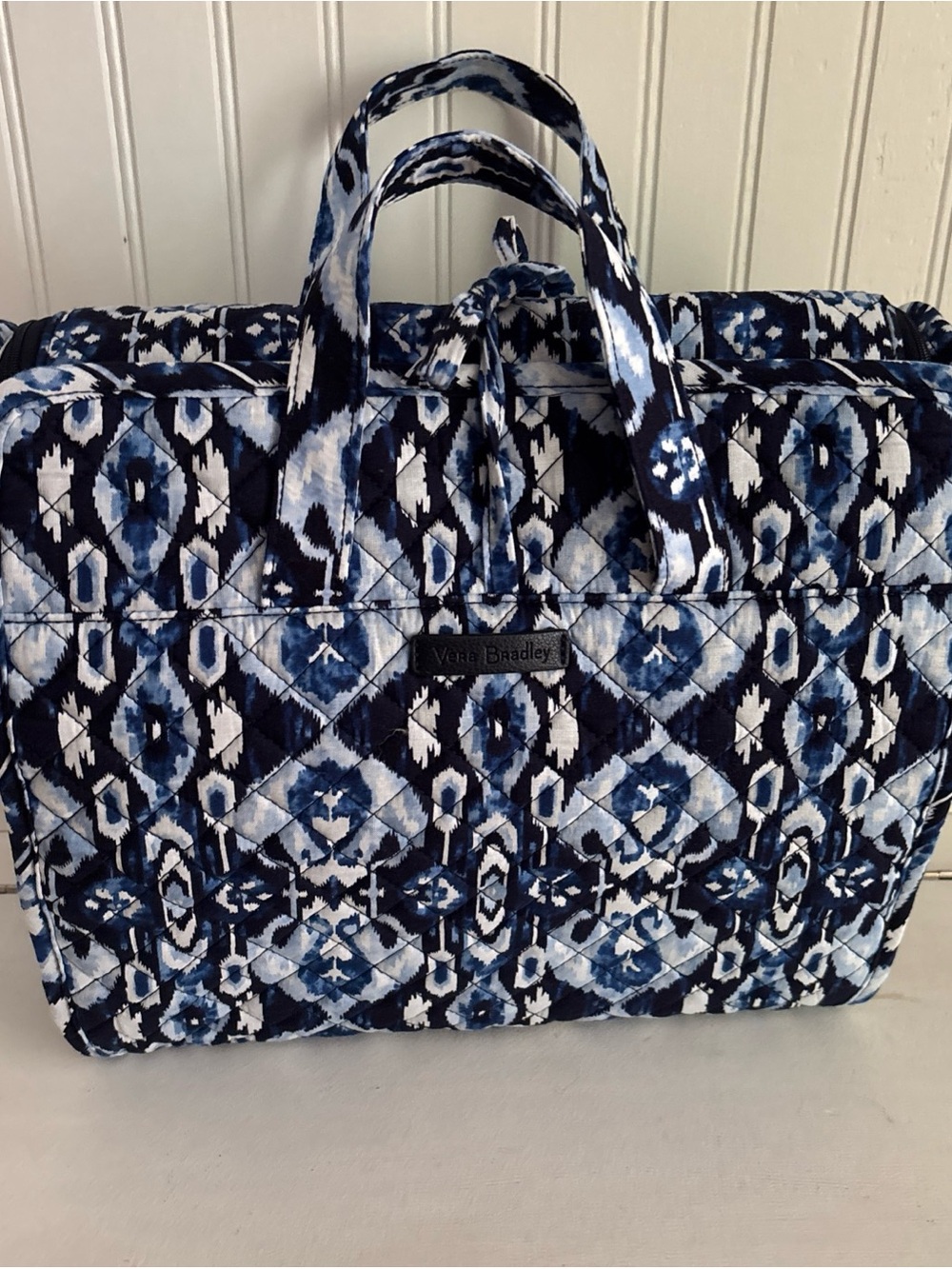 Vera Bradley Ikat Island Hanging Cosmetic Makeup Organizer